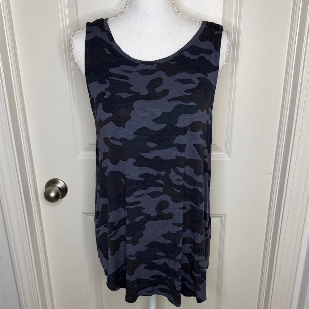 Old Navy Camouflage Tank Top size Large